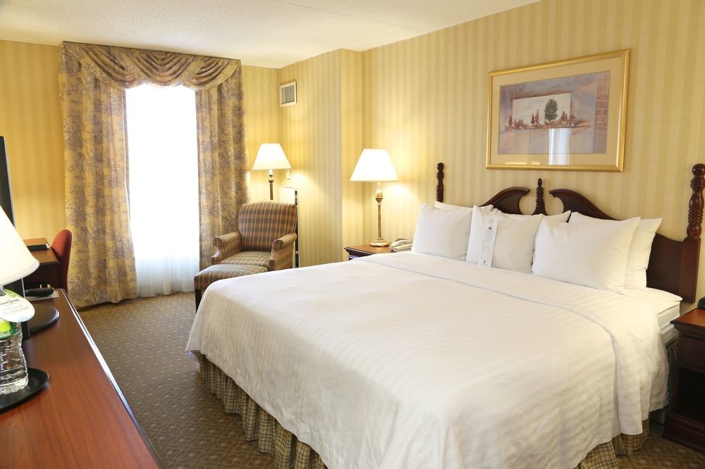 Inn At Мидълтаун Екстериор снимка