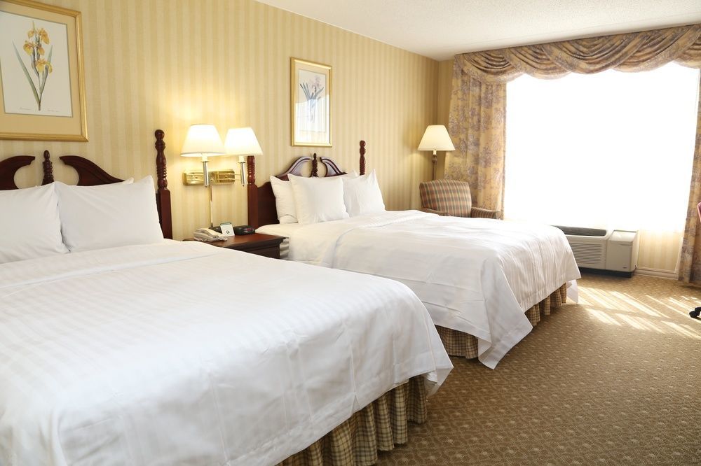 Inn At Мидълтаун Екстериор снимка